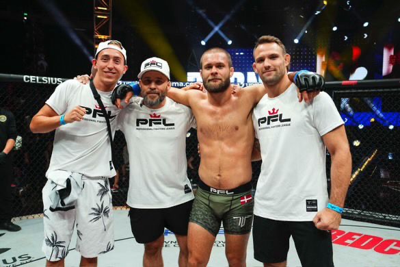 Nicolai Wie og Mads Burnell ledere af Burnell MMA & BJJ - Kampsportstræning tæt på København